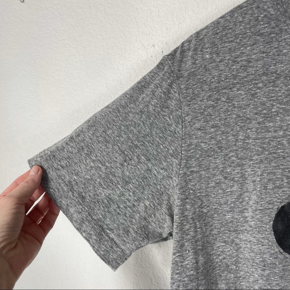 Disney Mickey Mouse short sleeve grey tee raglan size large - Picture 4 of 7